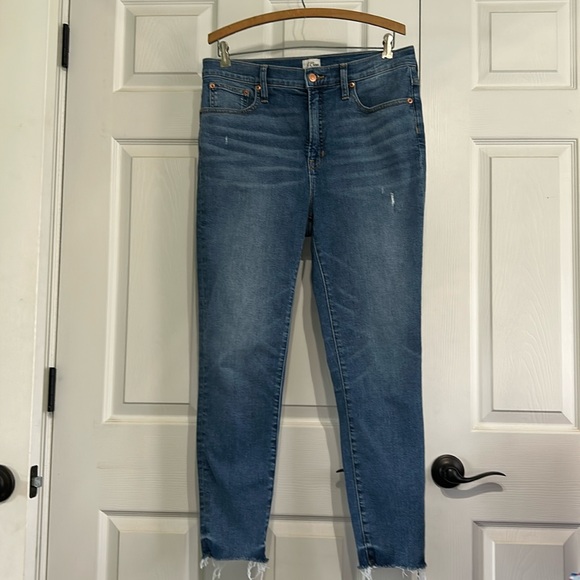 J. Crew Denim - J. Crew 10” Toothpick skinny jeans size 31